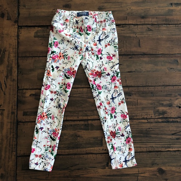 Old Navy Other - Old Navy Rockstar Jeggings in floral print